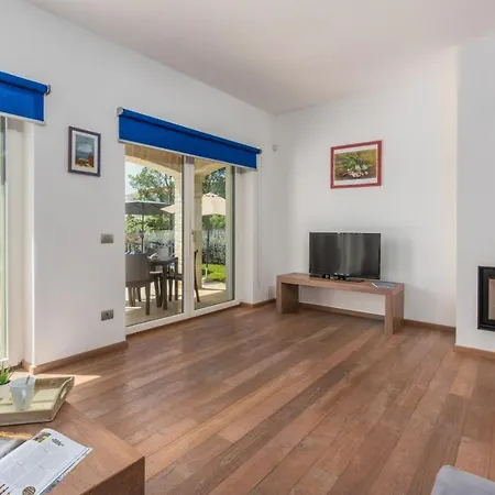 Lory 别墅 Tar-Vabriga