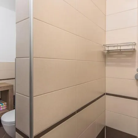 Lory 别墅 Tar-Vabriga