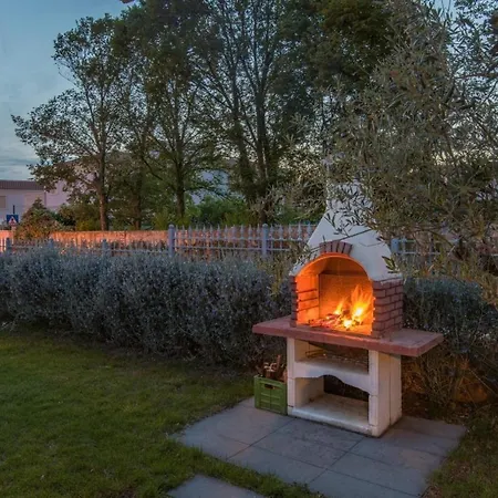 Villa Lory