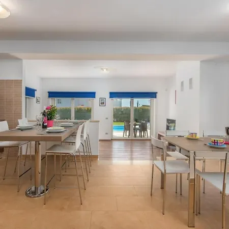 Villa Lory Tar-Vabriga