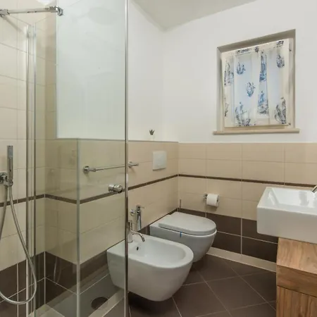 Lory Villa Tar-Vabriga